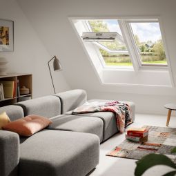 VELUX dakraam GGU 0067 Zwaairaampje 10