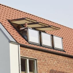 VELUX GDL Cabrio hout/den ENERGIE PLUS dakraam 3-voudige lagenergieruitwerk
