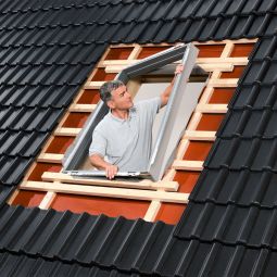 VELUX isolatie- en aansluitset BDX 2000 incl. isolatieframe en waterafvoergoot, met aansluitschort