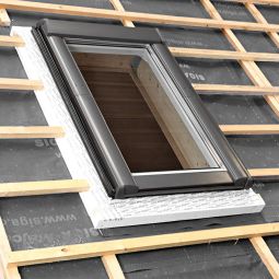Roto isolatieframe MDA Qx geschikt voor Q4 dakraam