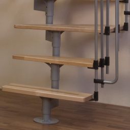 Minka ruimtespaartrap JOKER 700 beuk 1/2 gewendeld houten trap wendeltrappen tot geschosshoogte 304 cm