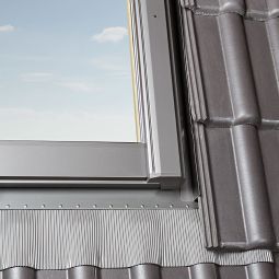 Roto Dakraam gootstuk EDW Qx200 voor pannen en tegels tot 8 cm