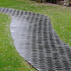 Waterdoorlatende bestratingssteenen